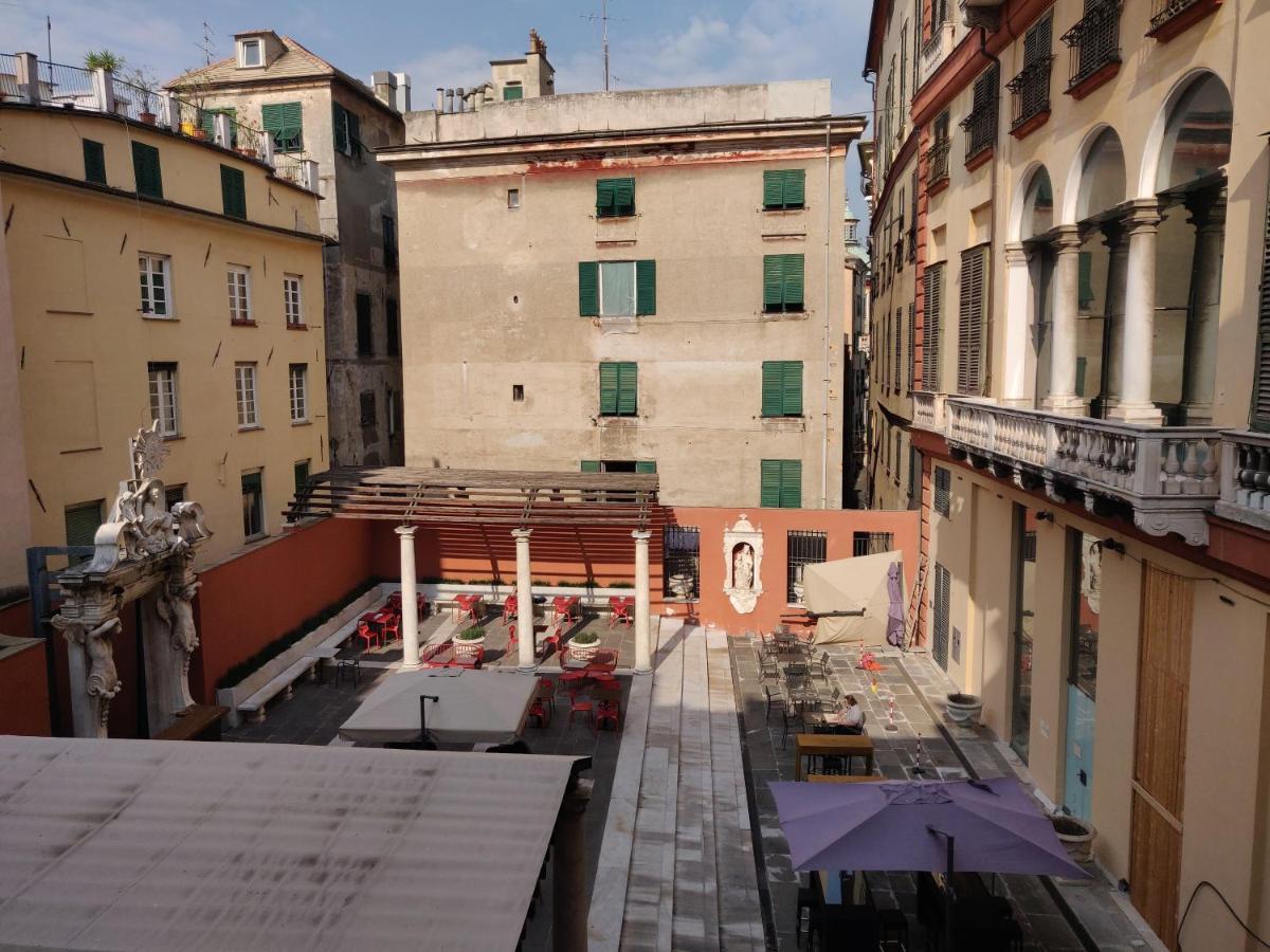 Una Finestra Speciale Su Palazzo Rosso. Monolocale Genoa Bagian luar foto